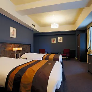 Monterey Hotel